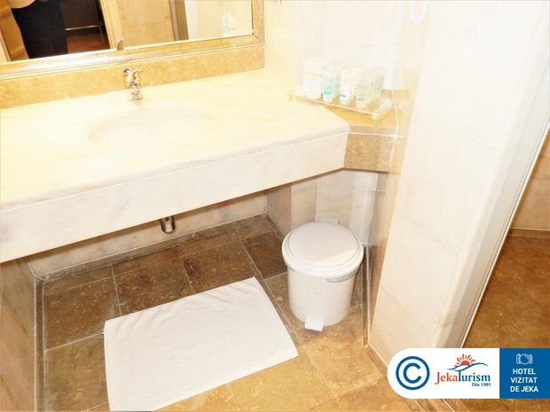 Poze Blue Waters Club And Resort 9