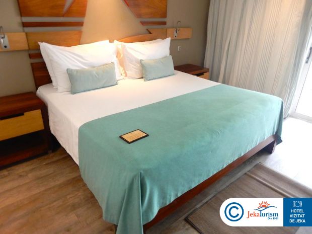 Poze Beachcomber Shandrani 9