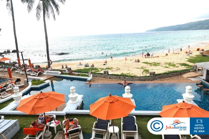 Poze Beyond Resort Karon 11