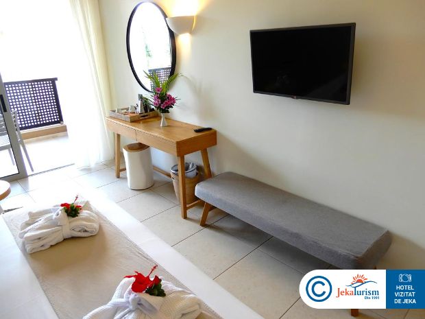 Poze Blue Sea Beach Affiliated By Melia 6