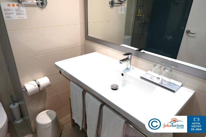 Poze Bq Delfin Azul 7