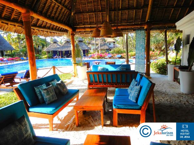 Poze Breezes Beach Club And Spa 9