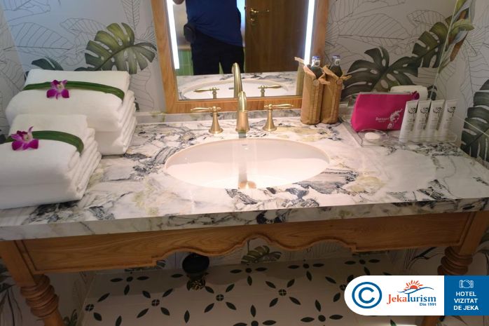 Poze Burasari Phuket Resort & Spa 10