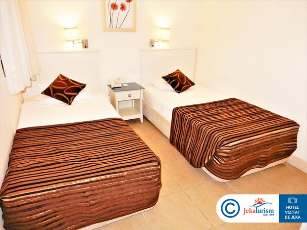 Poze Champion Holiday Village 11