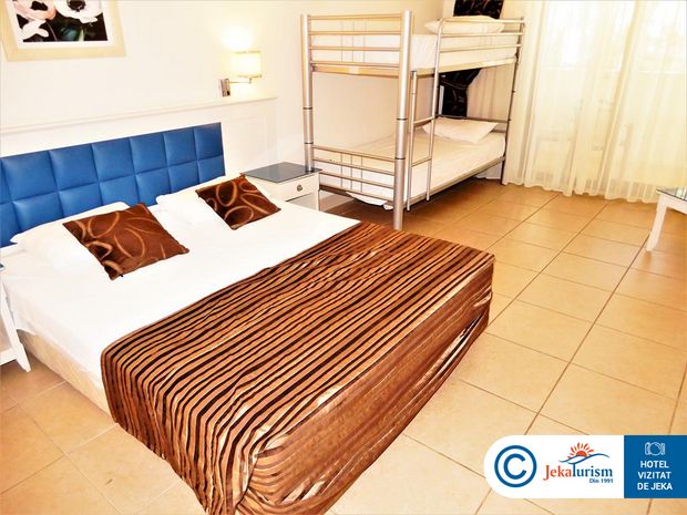 Poze Champion Holiday Village 6