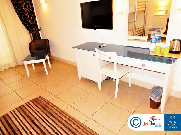 Poze Champion Holiday Village 7