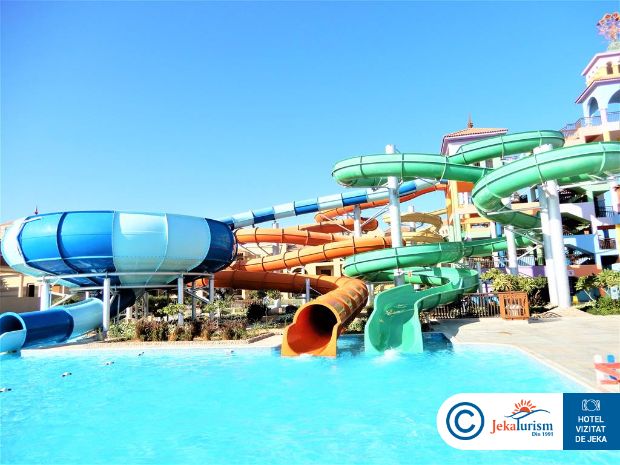 Poze Charmillion Gardens Aquapark 9