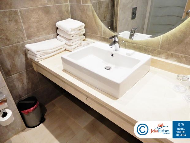 Poze Coral Sea Waterworld 9