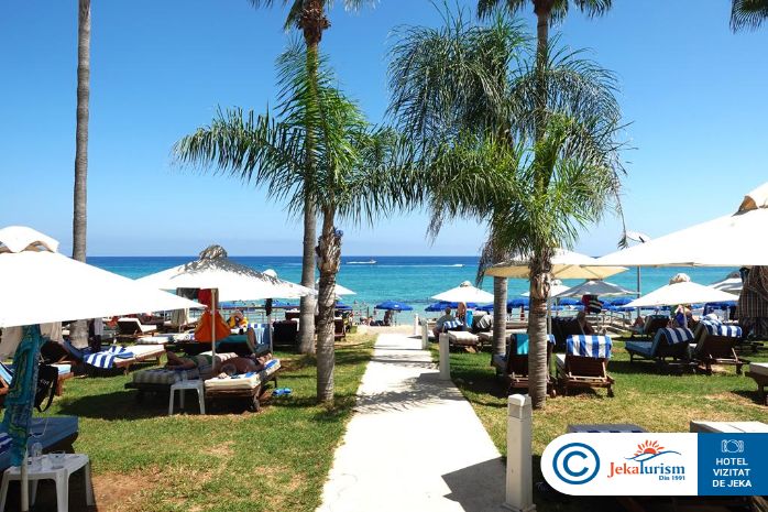 Poze Constantinos The Great Beach 11