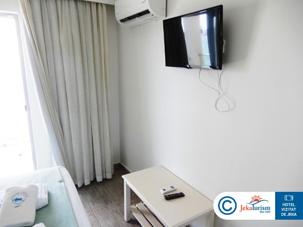 Poze Denise Beach 12