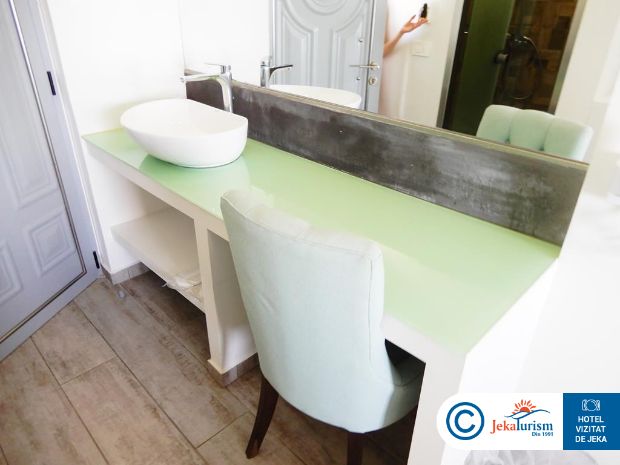 Poze Denise Beach 13