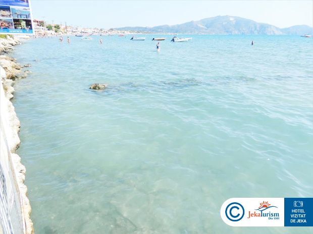 Poze Denise Beach 22