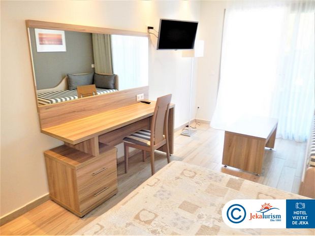 Poze Dionysos Hanioti 7