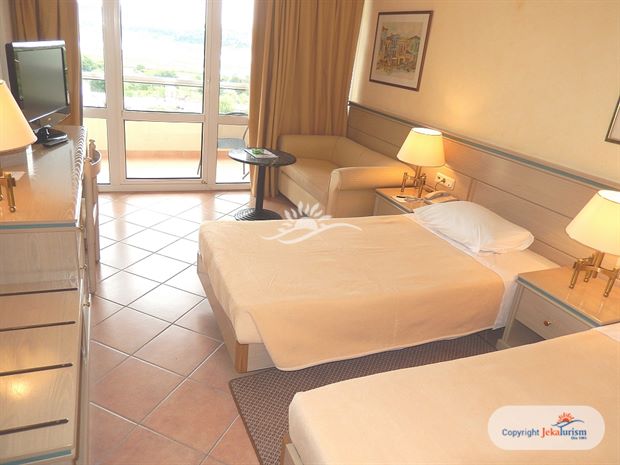 Poze Divani Corfu Palace Grecia