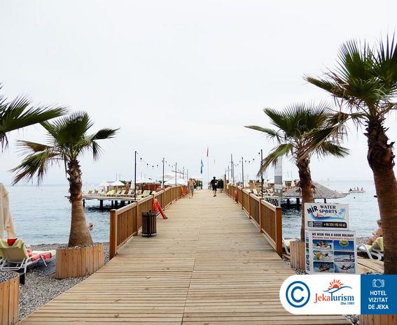 Poze Doubletree By Hilton 9