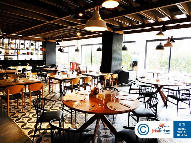 Poze Doubletree By Hilton Turcia