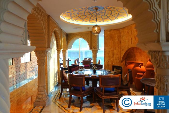 Poze Dukes The Palm 10