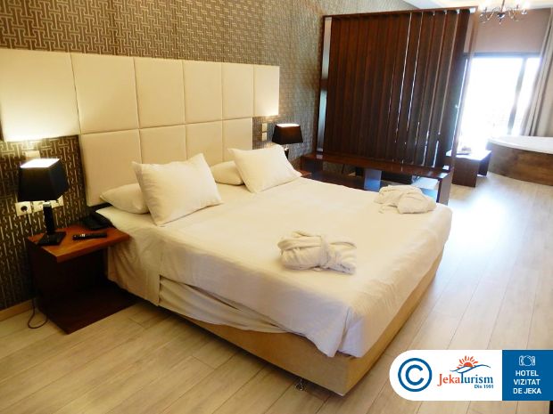 Poze Elegance Luxury Executive Suites 6