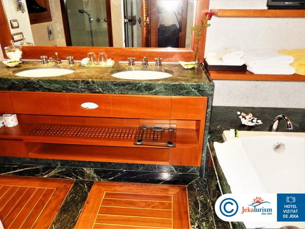 Poze Elounda Beach 8