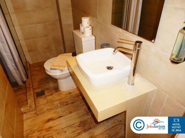 Poze Enorme Maya Beach Grecia