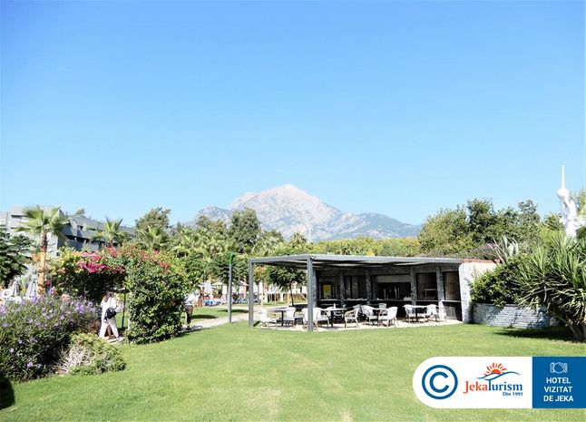 Poze Movenpick Resort 8