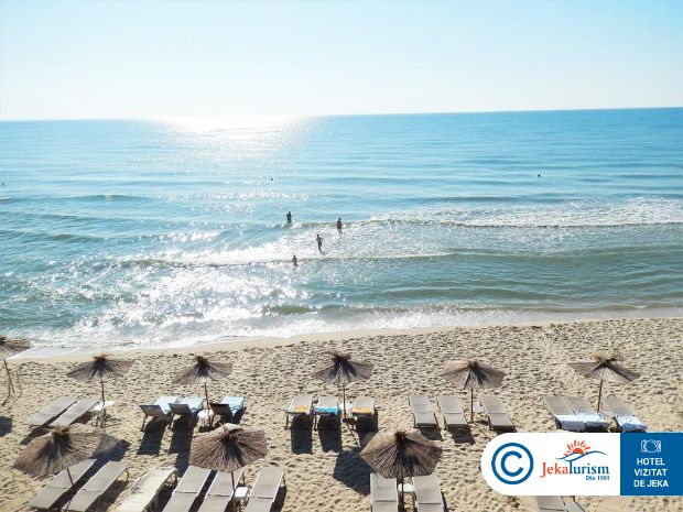 Poze Effect Algara Beach Resort 27