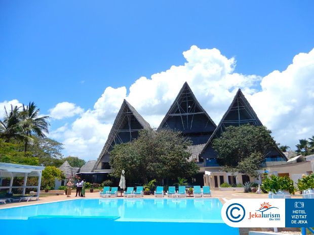 Poze Essque Zalu Nungwi