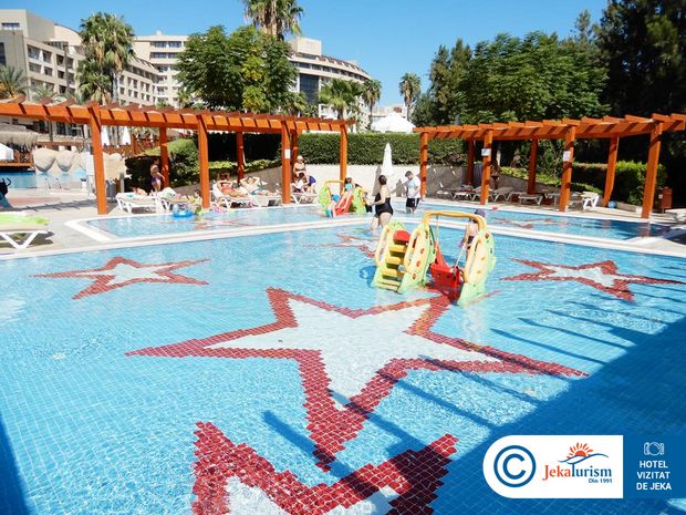 Poze Fame Residence Lara 13