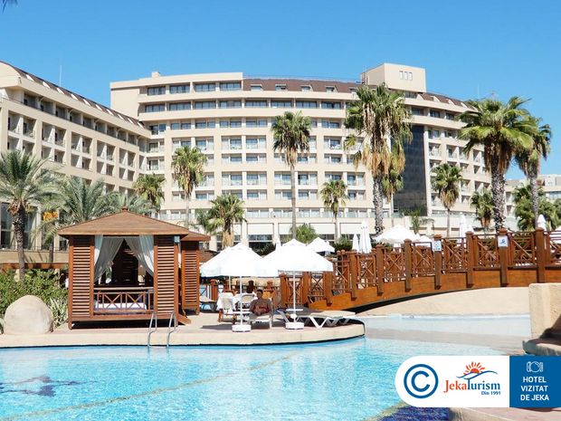 Poze Fame Residence Lara Lara