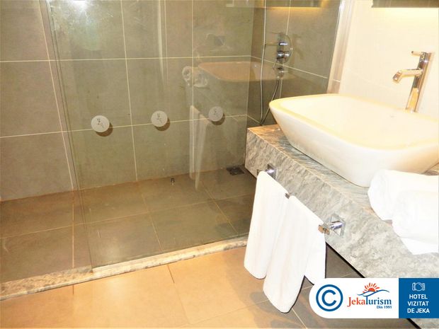 Poze Flora Garden Ephesus 11