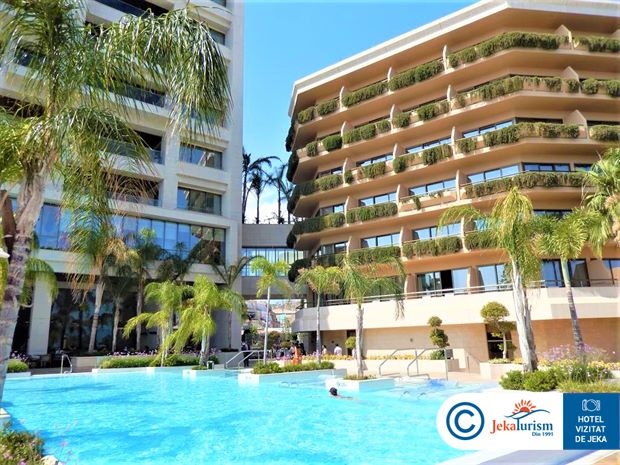 Poze Four Seasons 10