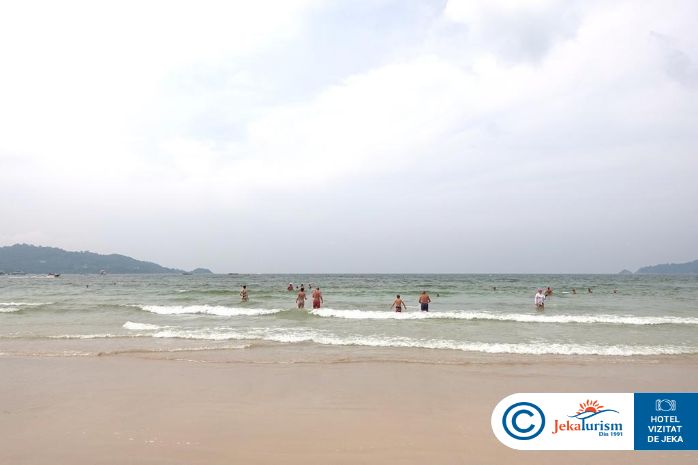 Poze Four Points By Sheraton Phuket Patong Beach Resort 18