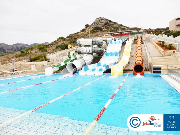 Poze Grand Holiday Resort 15