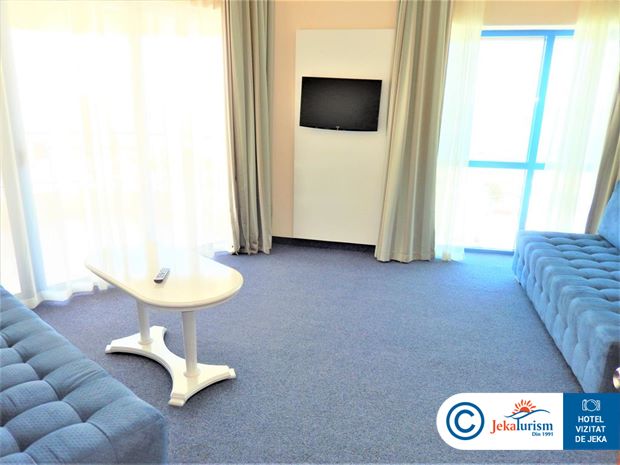 Poze Grifid Arabella 6