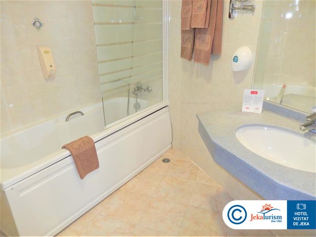 Poze Grifid Arabella 7