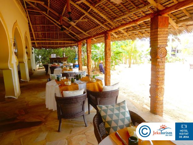 Poze Gold Zanzibar Beach House & Spa 10