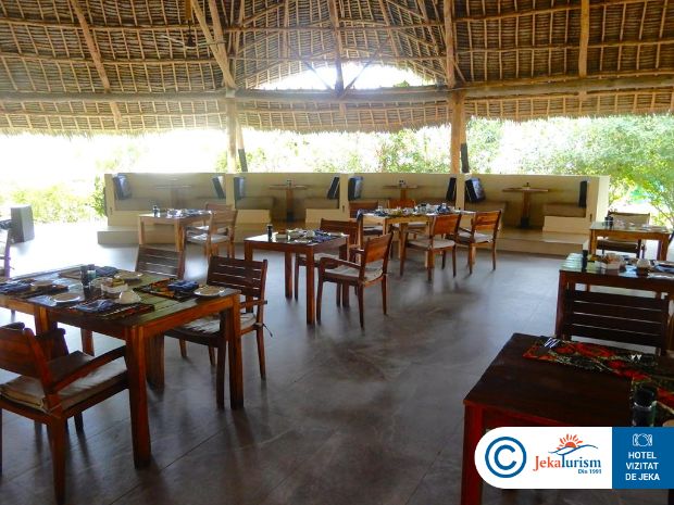 Poze Gold Zanzibar Beach House & Spa 11