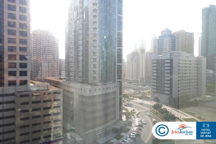 Poze Golden Tulip Media 12