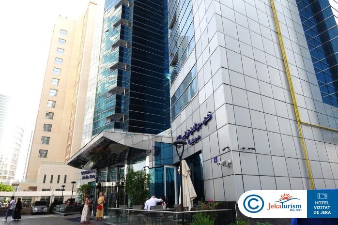 Poze Golden Tulip Media Dubai