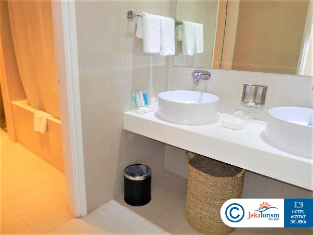 Poze Grecian Sands 10