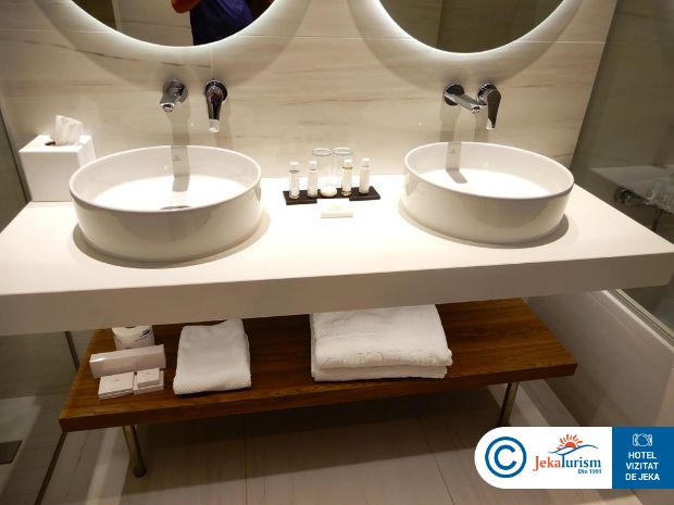 Poze Grecian Sands 15