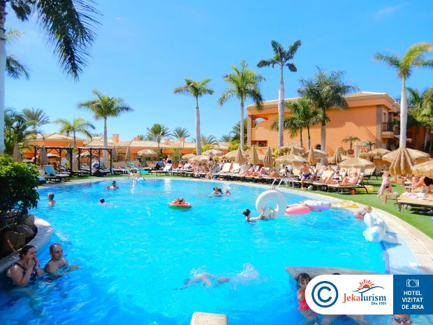 Poze Green Garden Resort & Suites 16