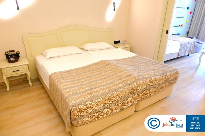 Poze Grifid Bolero Aquaclub Bulgaria