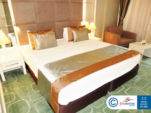 Poze Horus Paradise 10