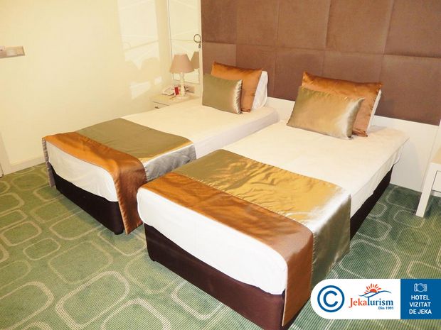 Poze Horus Paradise 11