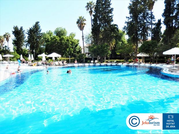 Poze Horus Paradise 18