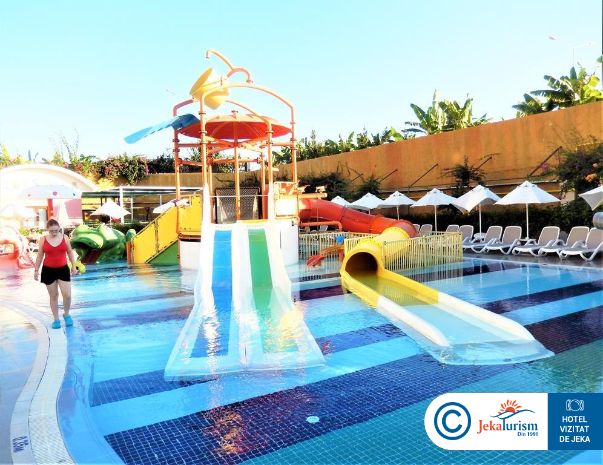 Poze Haydarpasha Palace 14