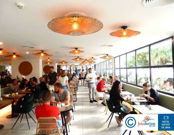 Poze Hm Ayron Park 6