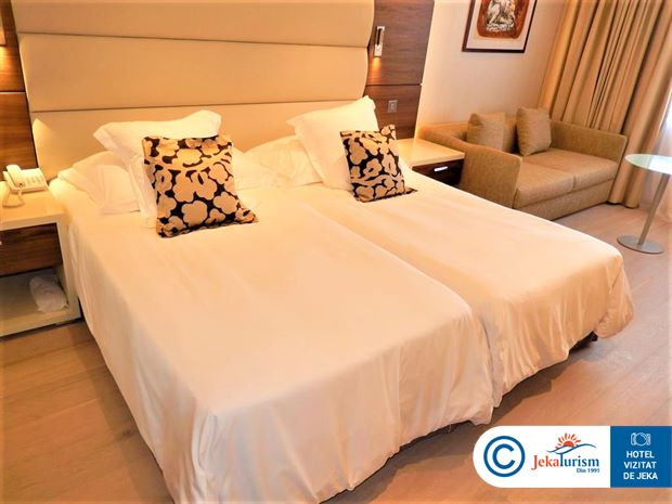 Poze Hotel Amathus Beach