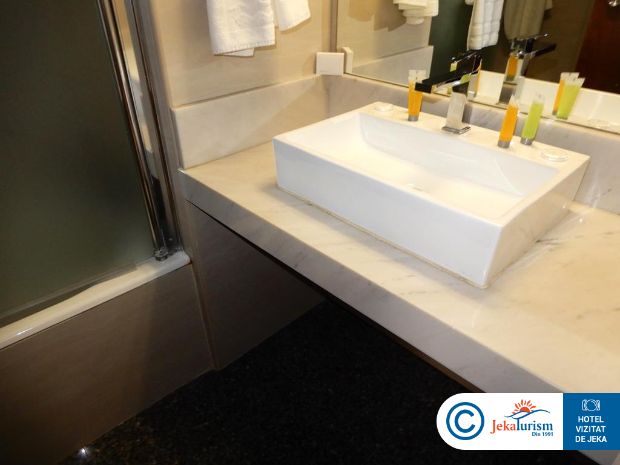 Poze Hotel Nelia Sea Breeze Ayia Napa Cipru